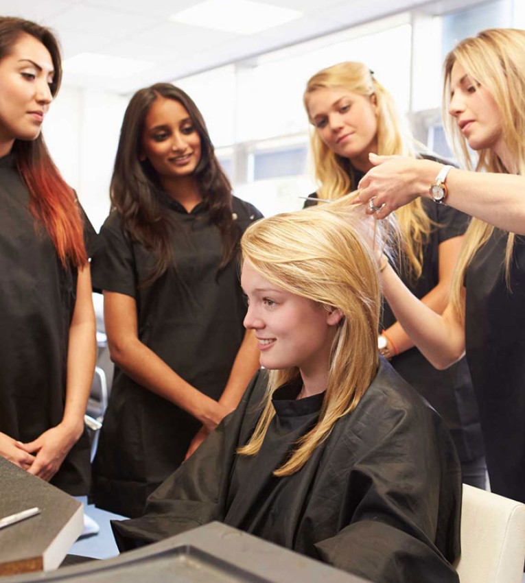 Formation Lissage Brésilien + Brushing